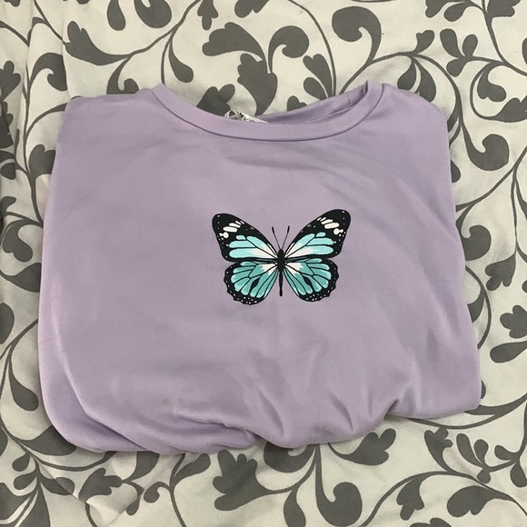 3 sweaters one in purple the second in pink and on in black - Picture 3 of 7